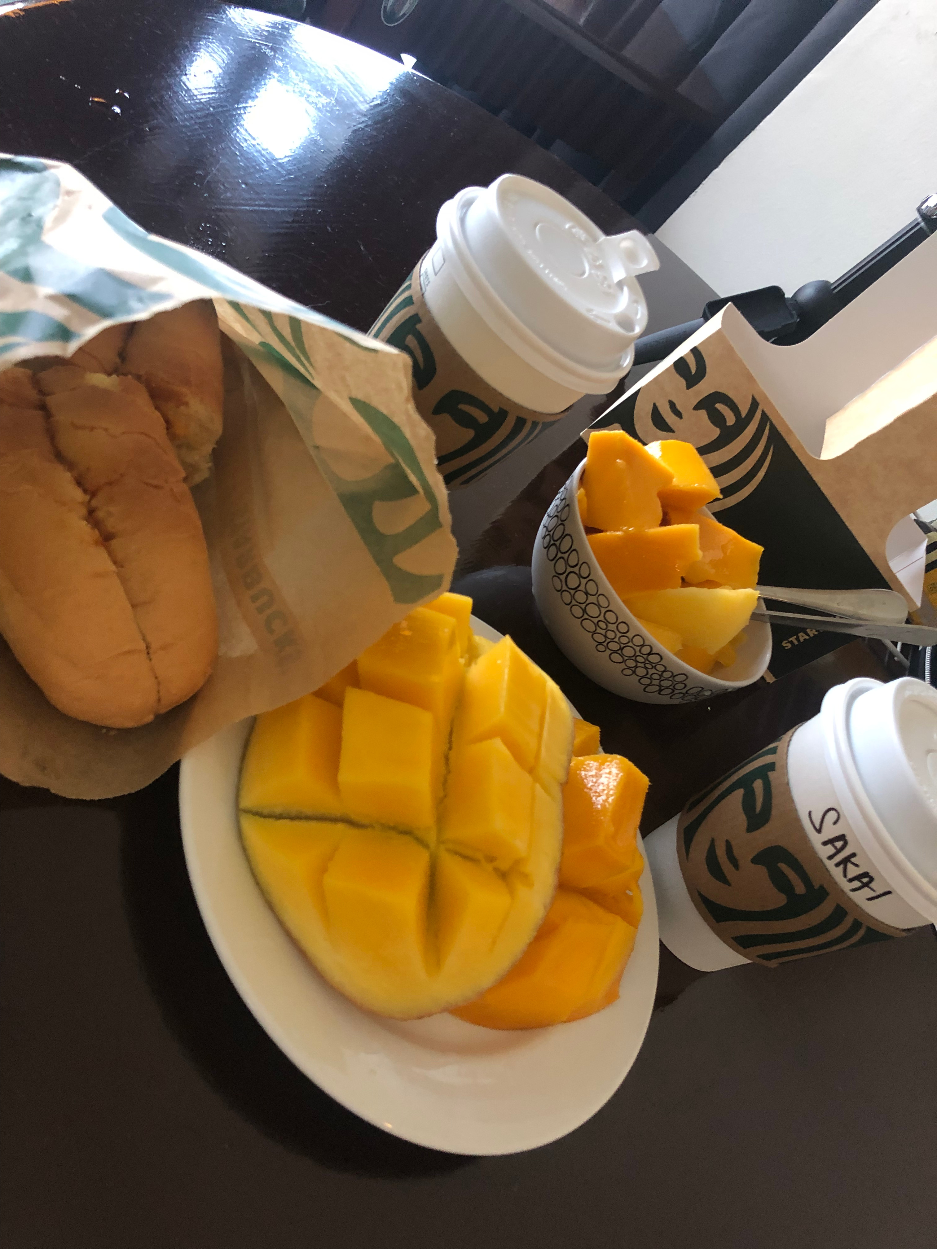 朝食